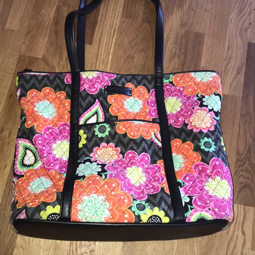 Iconic Vera Bradley Tote